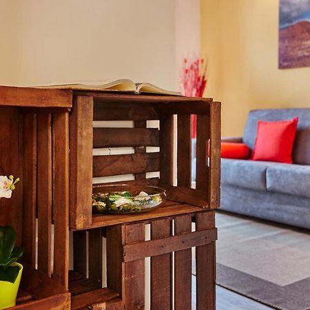 Lovely & Bright Bogatell Beach Apartment Барселона Экстерьер фото